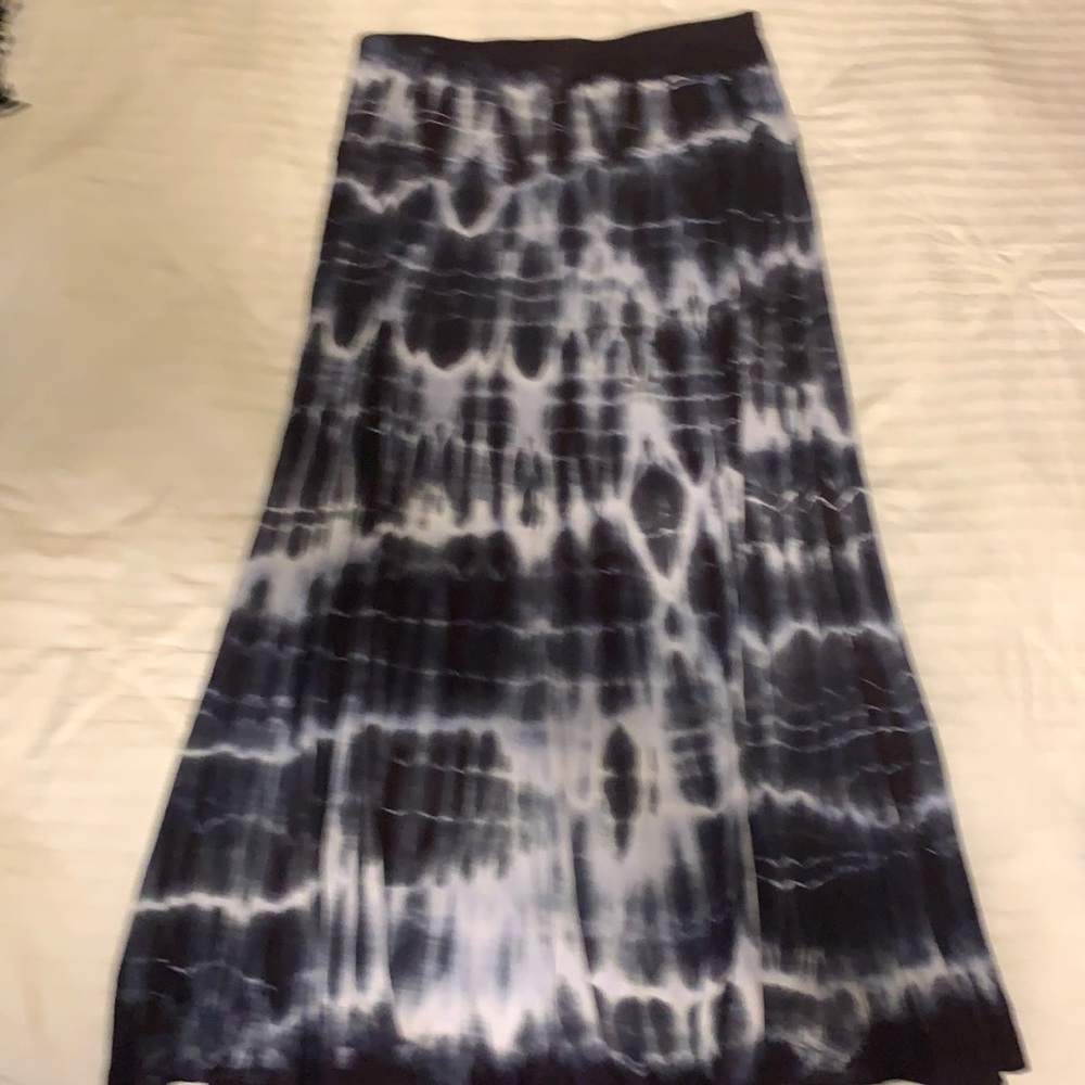 Skirt in tie-dye style